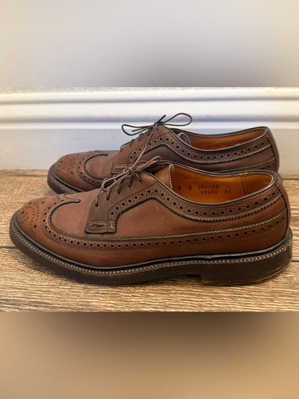 Florsheim Imperial Kenmoor Longwing Bluchers
